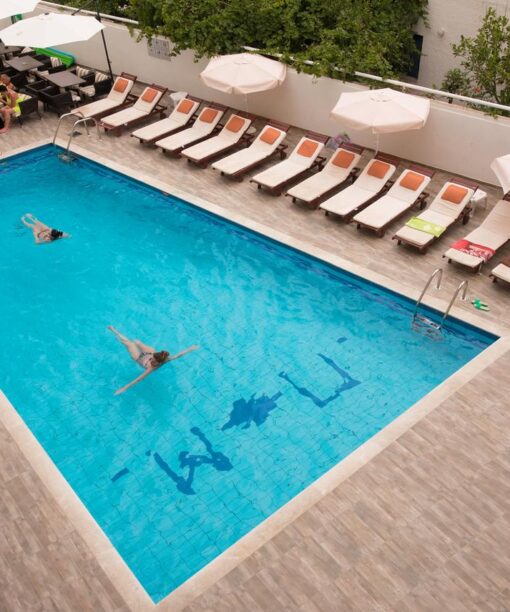 Pela Maria Hotel προσφορά
